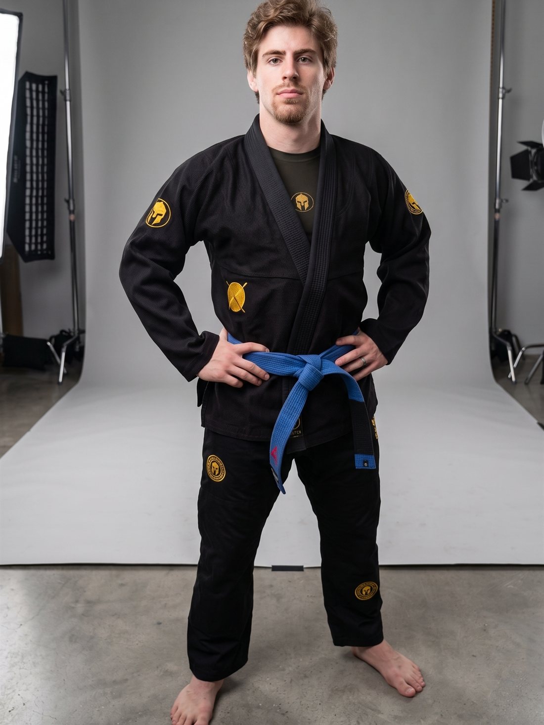 Kimono AURUM Excellence preto — vestido