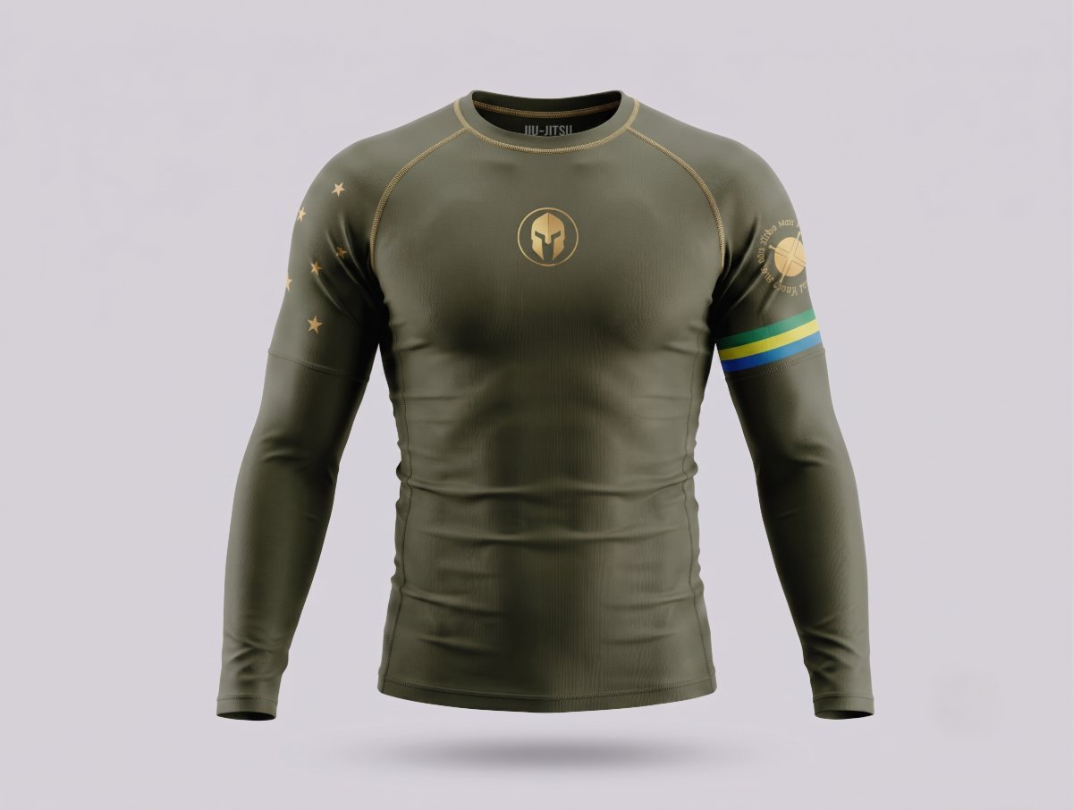Rashguard AURUM Orgulho Brasileiro masculino manga longa — frente verde militar